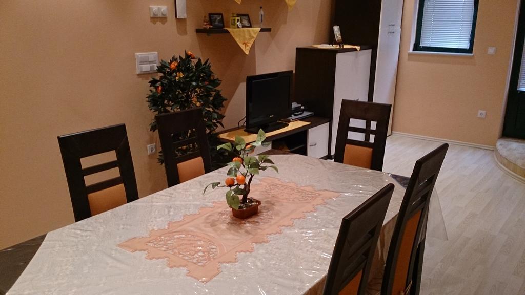 Urban Apartment Makarska Bagian luar foto