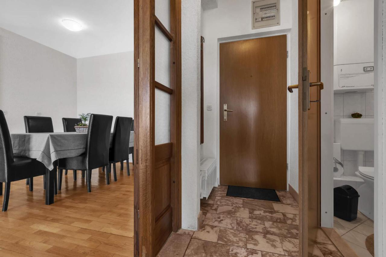 Urban Apartment Makarska Bagian luar foto