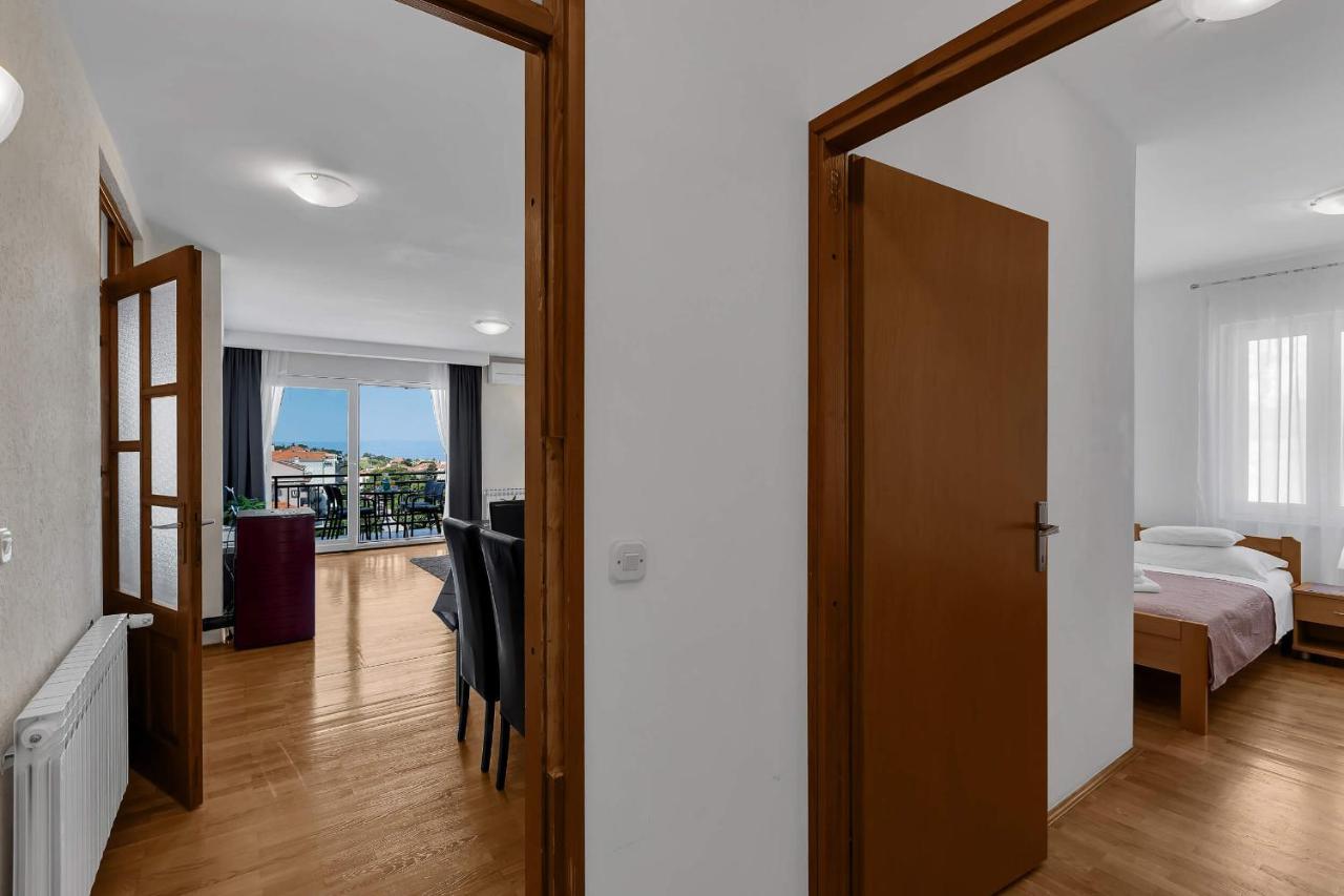 Urban Apartment Makarska Bagian luar foto